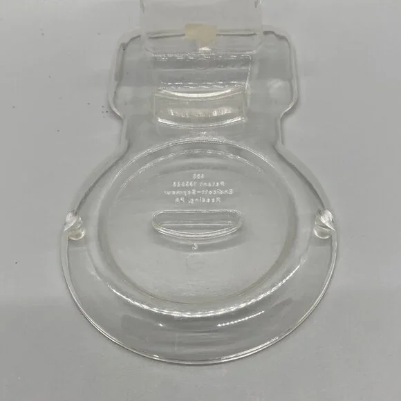 Saji Occupied Japan Floral Rose Chintz Cup and Saucer with Display Stand - Picture 10 of 12